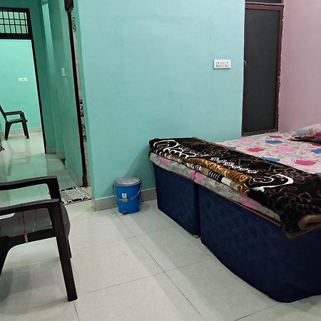 Rastogi Niwas - 3Km Away From Triveni Sangam Villa Prayagraj Ngoại thất bức ảnh
