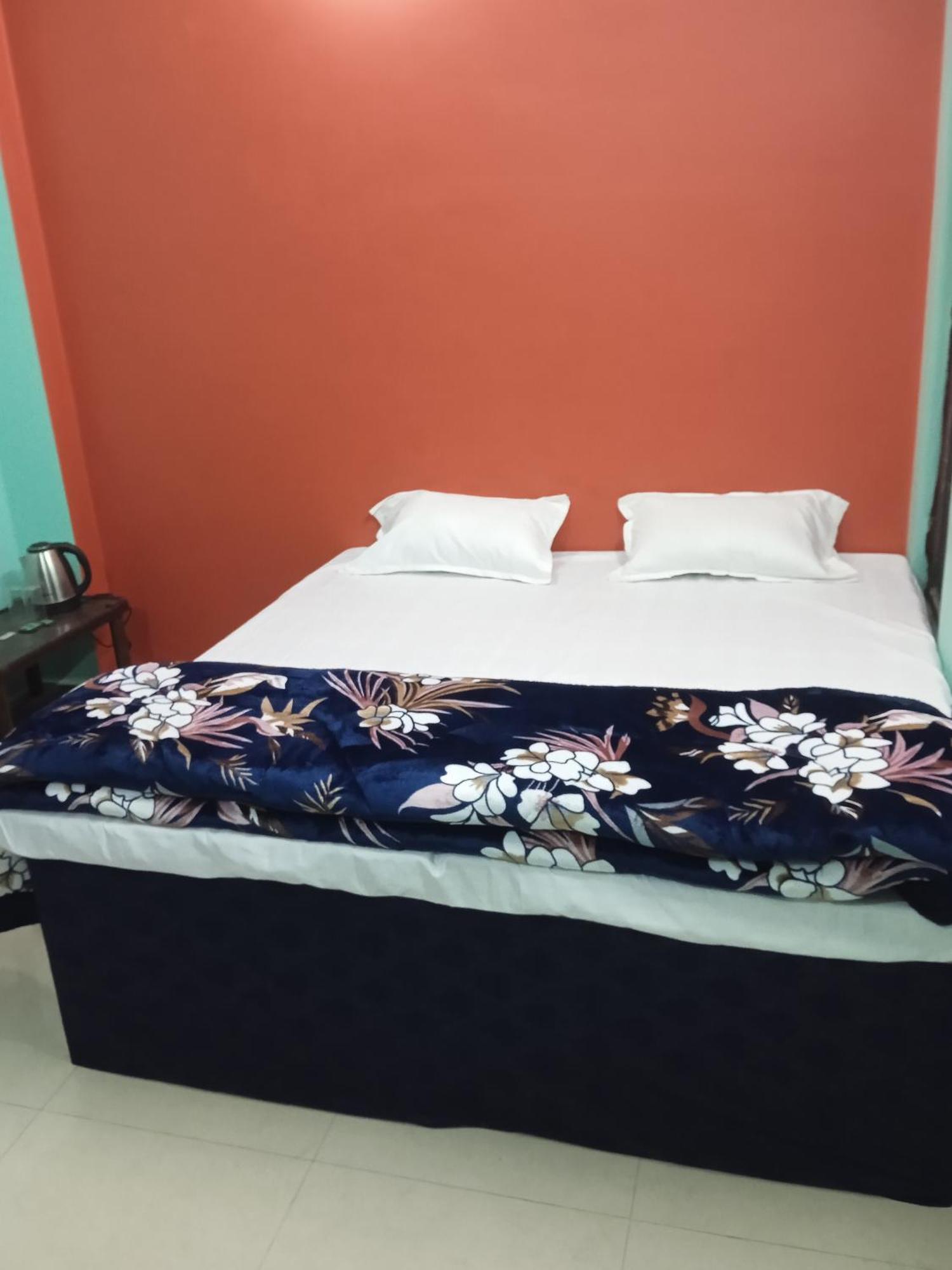 Rastogi Niwas - 3Km Away From Triveni Sangam Villa Prayagraj Ngoại thất bức ảnh